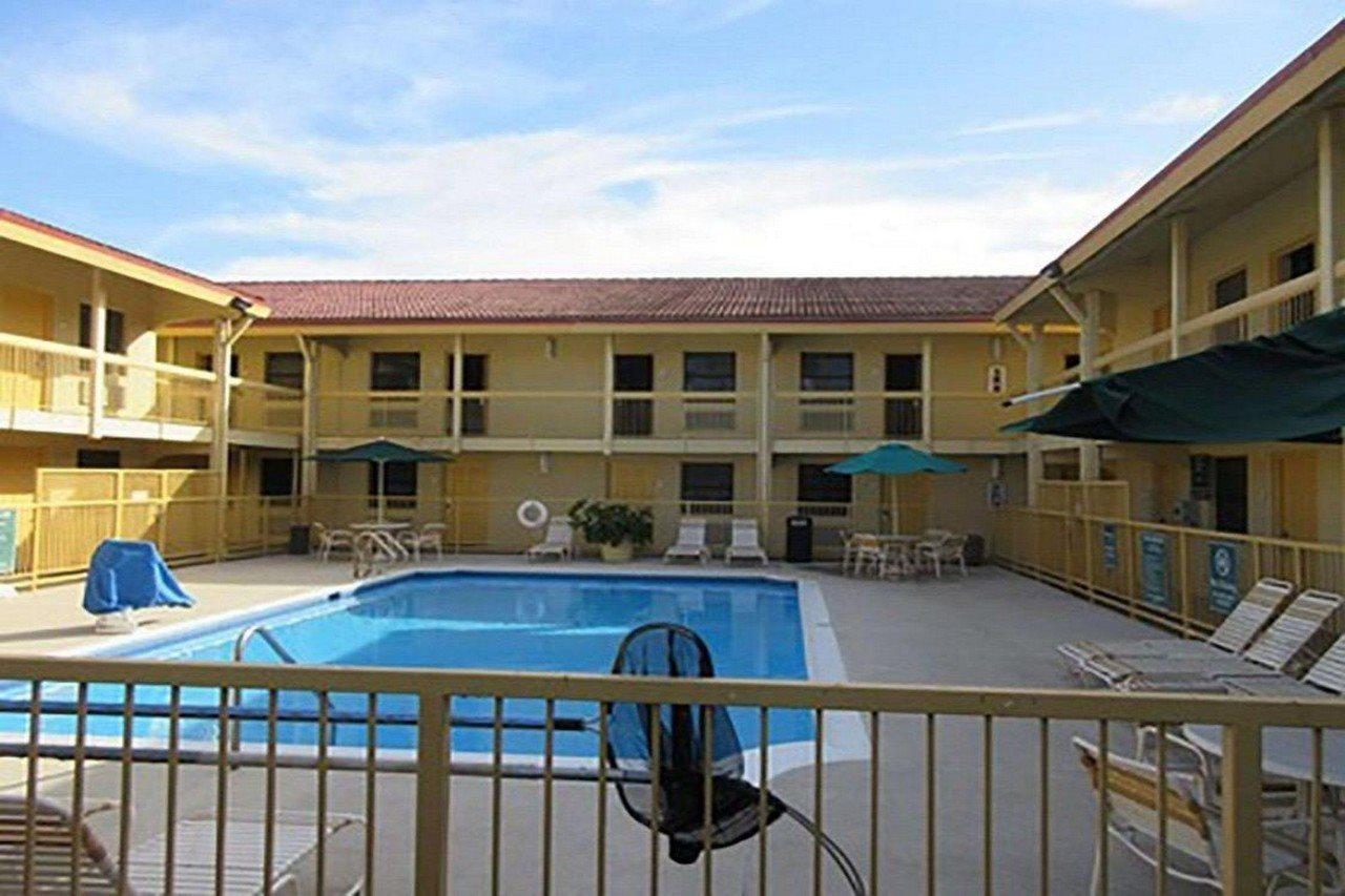 Quality Inn Харлинген Экстерьер фото