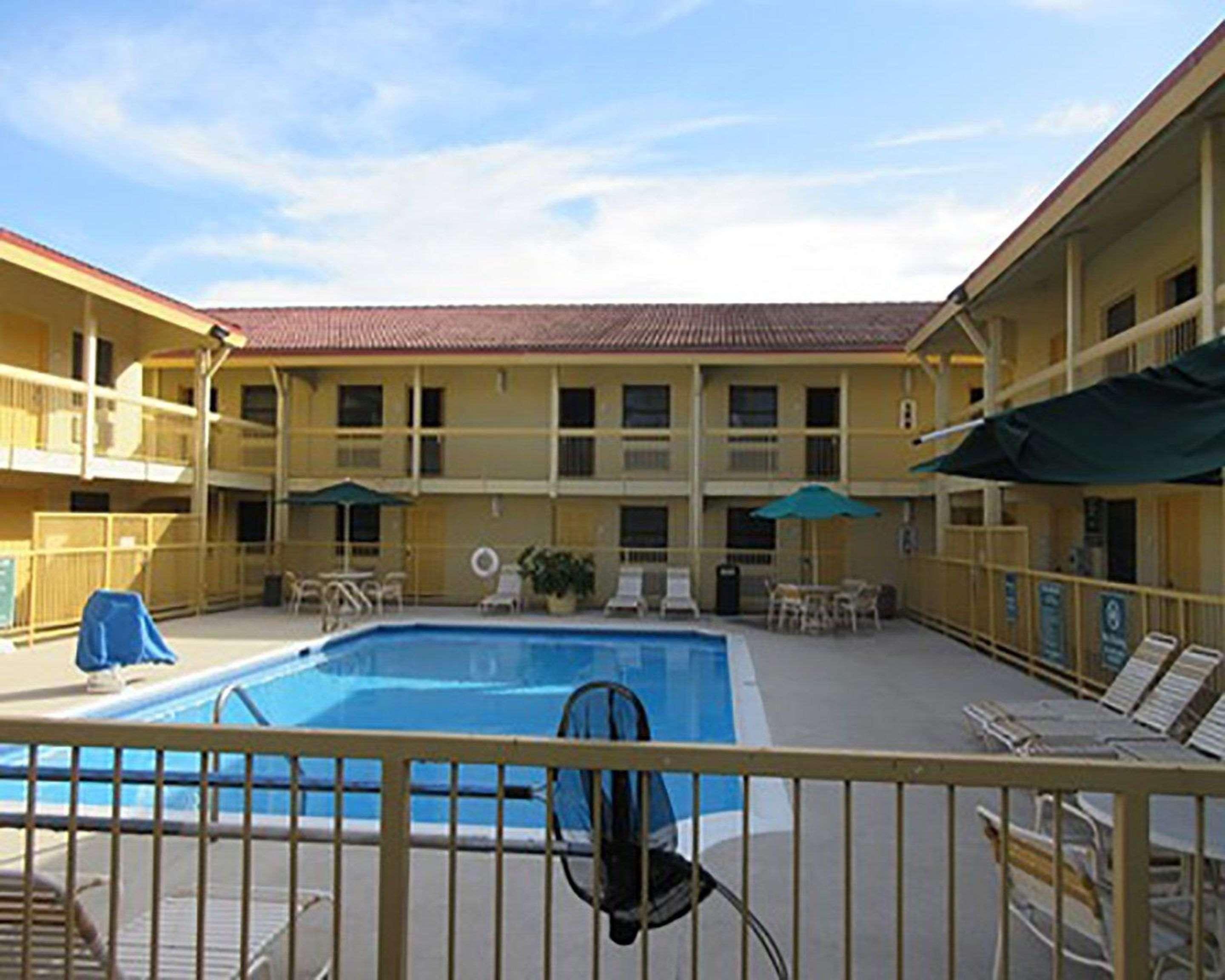 Quality Inn Харлинген Экстерьер фото