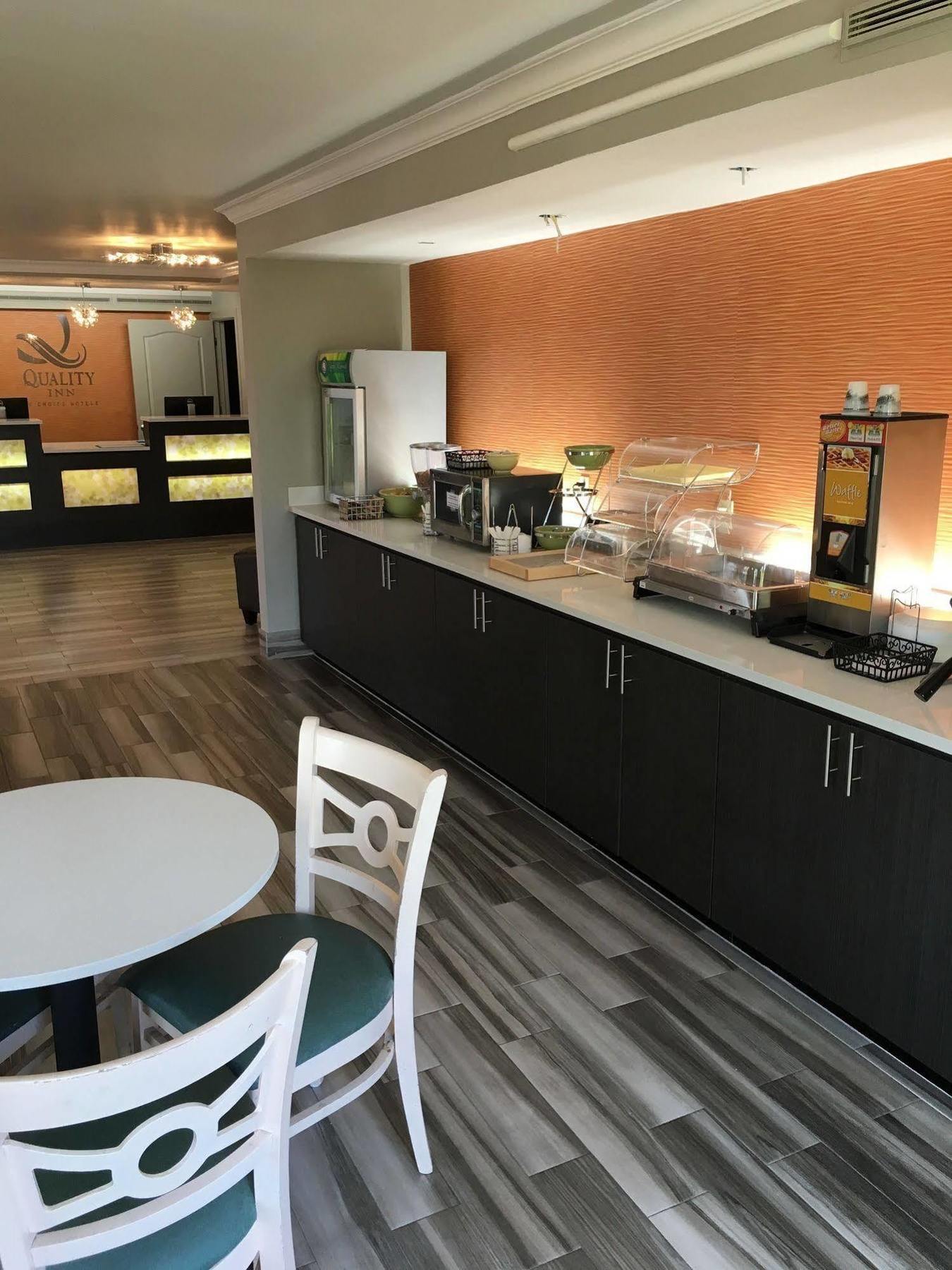 Quality Inn Харлинген Экстерьер фото